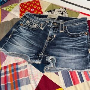 Big Star Low Rise Shorts 24 2.5”